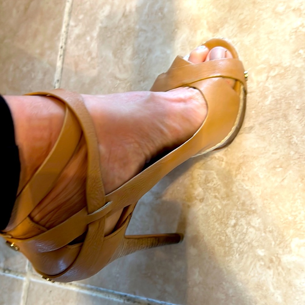 Guess Marciano soft leather heels